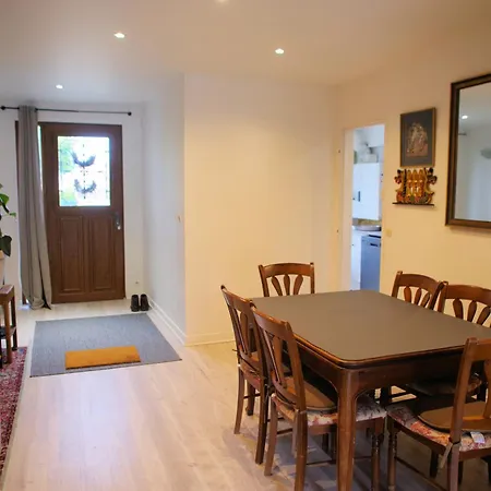 Maison De Charme Avec Jardin A 10mn De Paris Holiday home *
