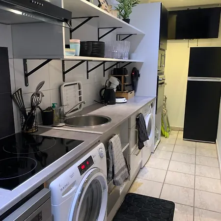 Holiday home Maison De Charme Avec Jardin A 10mn De Paris *