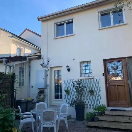 Maison De Charme Avec Jardin A 10mn De Paris *