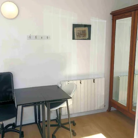 Prázdninový dům Maison De Charme Avec Jardin A 10mn De Paris Nanterre
